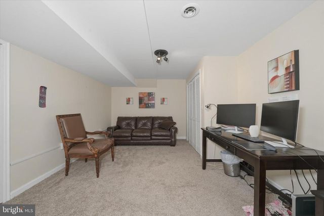 75 AUBURN RD, Avondale, PA 19311