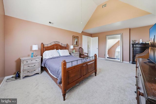75 AUBURN RD, Avondale, PA 19311