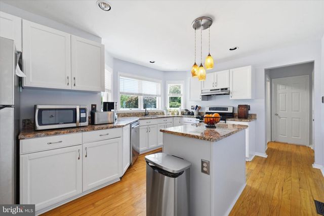 75 AUBURN RD, Avondale, PA 19311