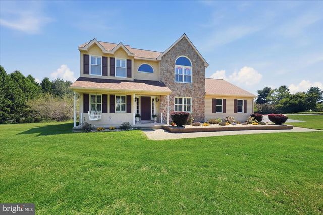 75 AUBURN RD, Avondale, PA 19311