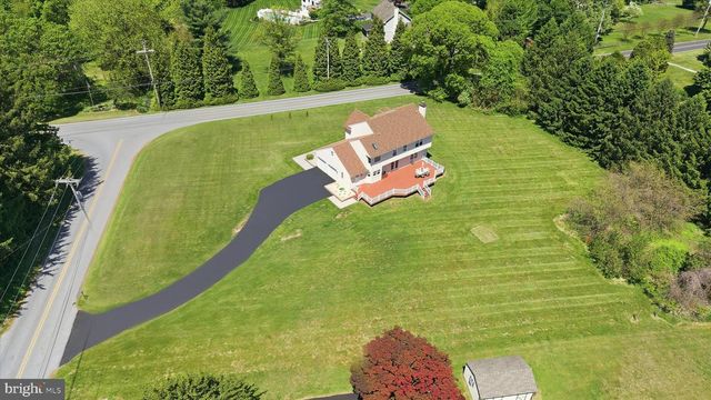 75 AUBURN RD, Avondale, PA 19311