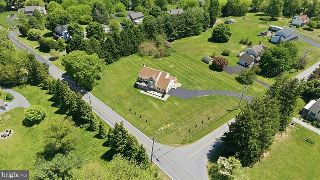 75 AUBURN RD, Avondale, PA 19311