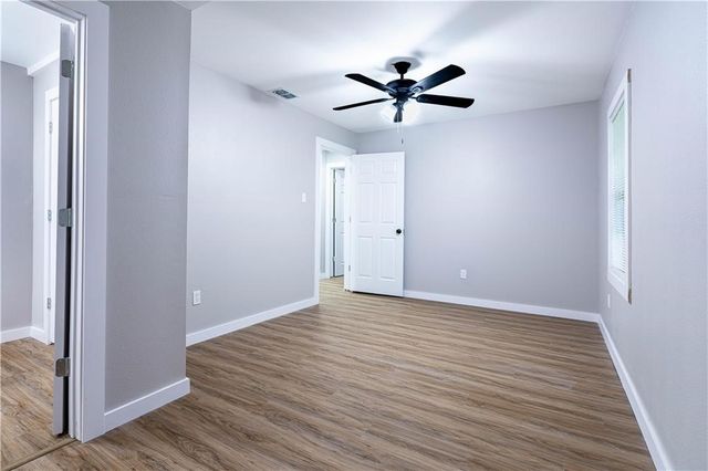 216 Watson St, Corpus Christi, TX 78415