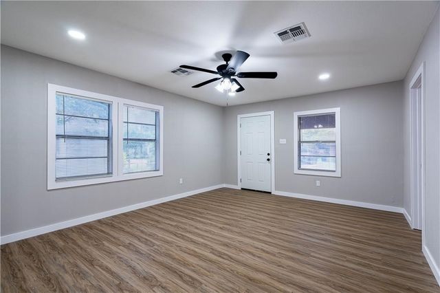 216 Watson St, Corpus Christi, TX 78415