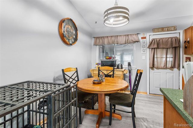 9428 Elm Street, Taylor, MI 48180