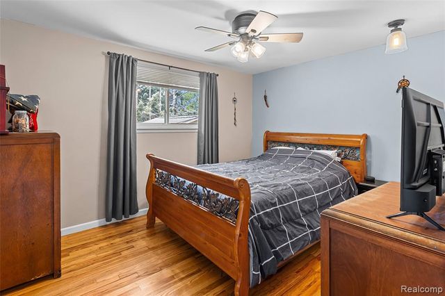 9428 Elm Street, Taylor, MI 48180