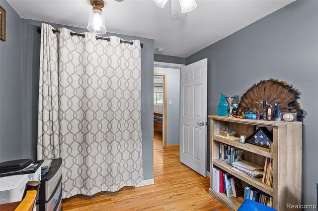 9428 Elm Street, Taylor, MI 48180