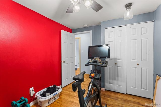 9428 Elm Street, Taylor, MI 48180