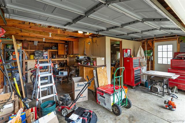 9428 Elm Street, Taylor, MI 48180