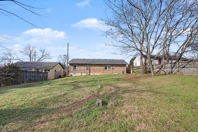 1205 Fuller St, Old Hickory, TN 37138