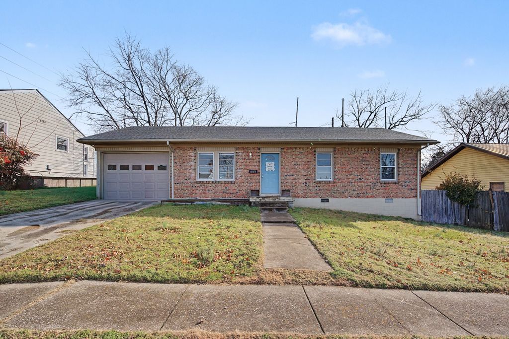 1205 Fuller St, Old Hickory, TN 37138