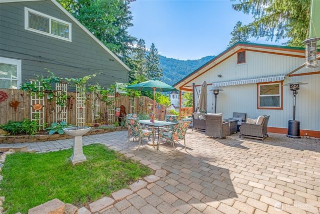 231 Benton, Leavenworth, WA 98826