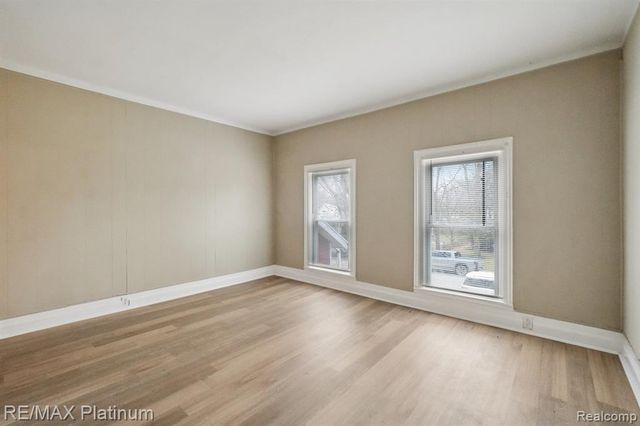 522 Fleming Street, Howell, MI 48843