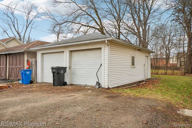 522 Fleming Street, Howell, MI 48843
