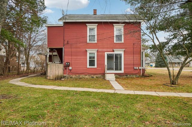 522 Fleming Street, Howell, MI 48843