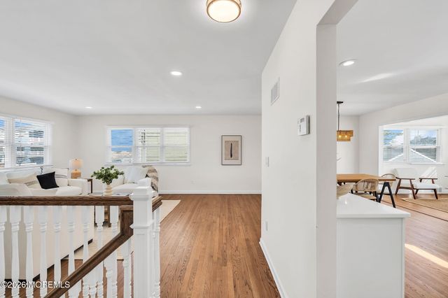 17 J Street, Seaside Park, NJ 08752