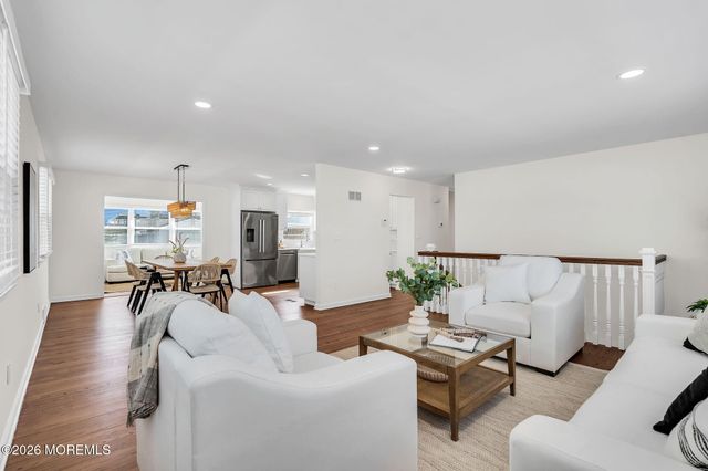 17 J Street, Seaside Park, NJ 08752