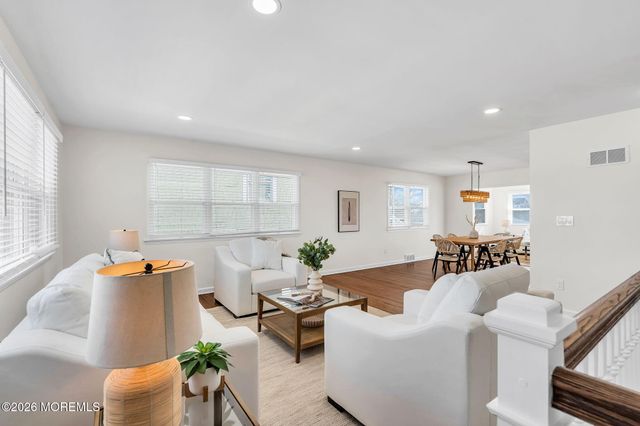 17 J Street, Seaside Park, NJ 08752