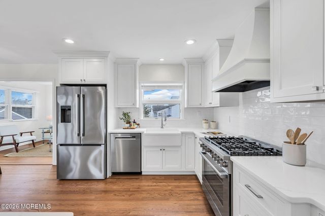 17 J Street, Seaside Park, NJ 08752