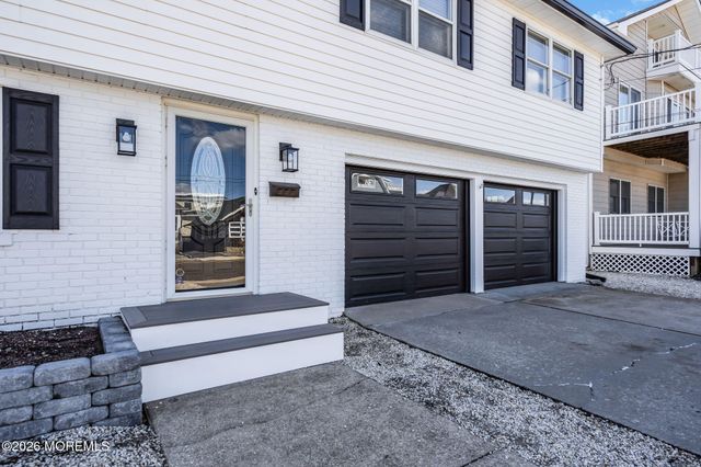 17 J Street, Seaside Park, NJ 08752
