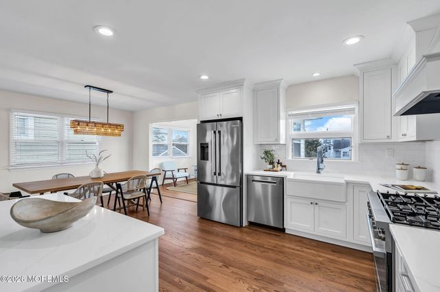 17 J Street, Seaside Park, NJ 08752