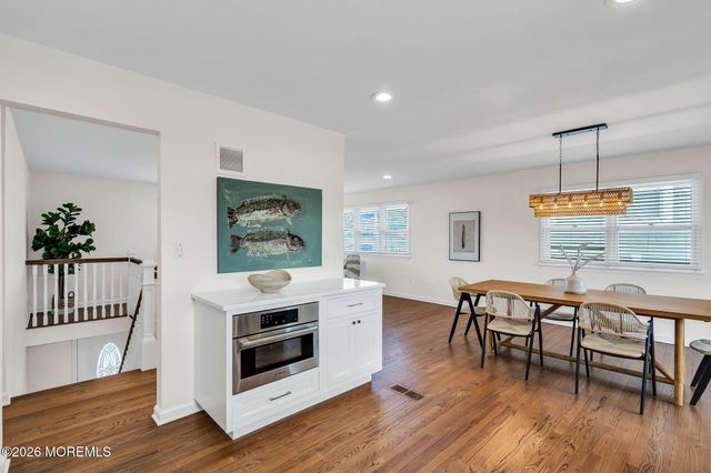 17 J Street, Seaside Park, NJ 08752