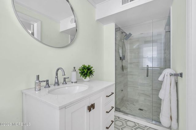 17 J Street, Seaside Park, NJ 08752