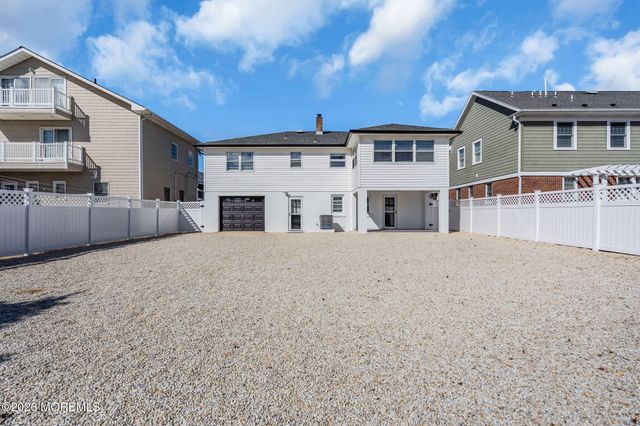 17 J Street, Seaside Park, NJ 08752