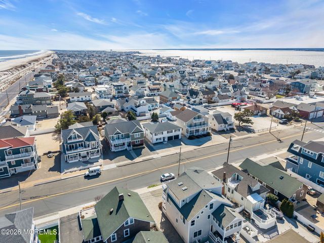 17 J Street, Seaside Park, NJ 08752