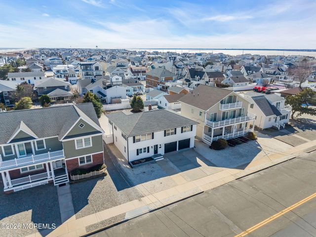 17 J Street, Seaside Park, NJ 08752