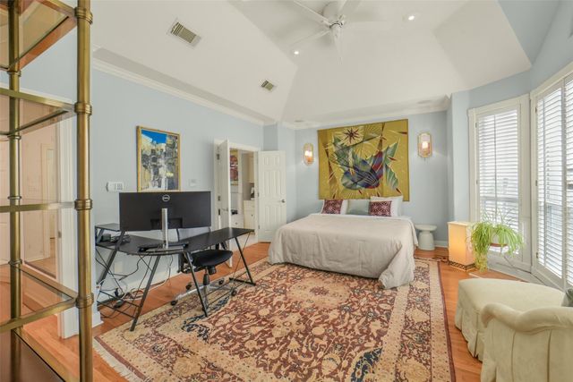 2026 Welch Street, Houston, TX 77019