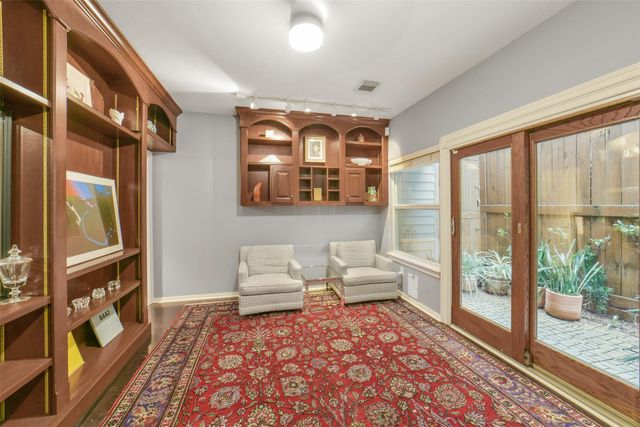 2026 Welch Street, Houston, TX 77019