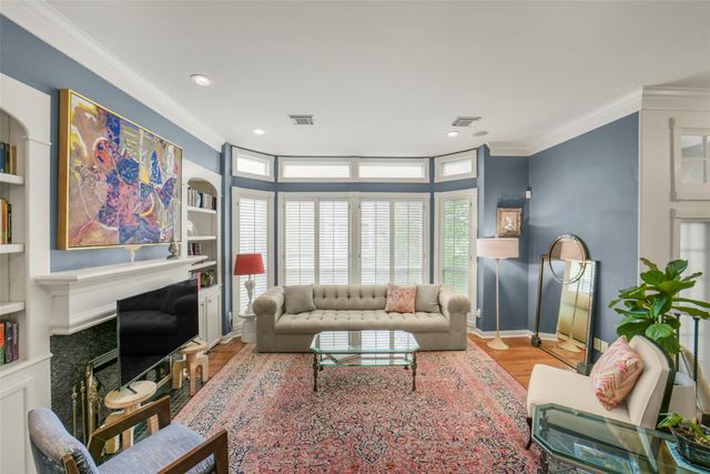 2026 Welch Street, Houston, TX 77019