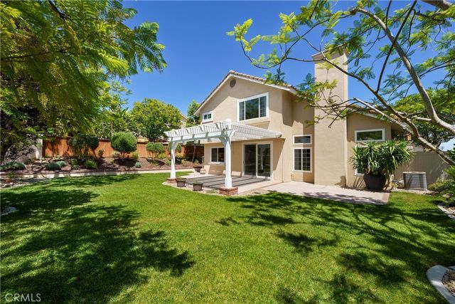 11 La Sinfonia, Rancho Santa Margarita, CA 92688