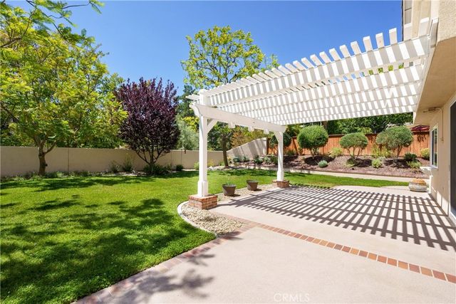 11 La Sinfonia, Rancho Santa Margarita, CA 92688