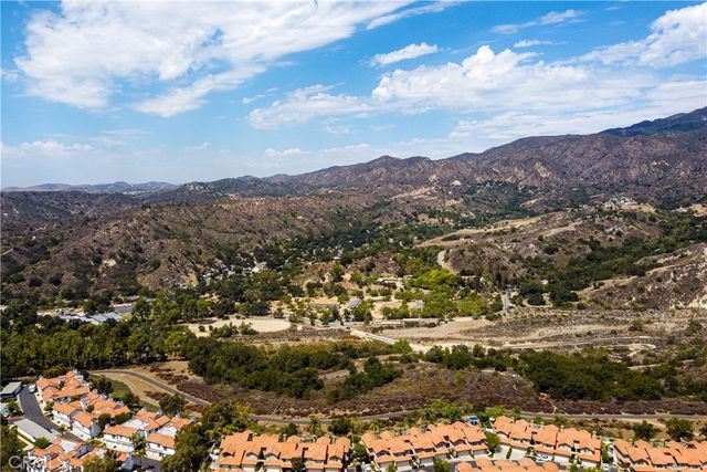 11 La Sinfonia, Rancho Santa Margarita, CA 92688