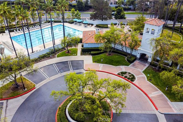 11 La Sinfonia, Rancho Santa Margarita, CA 92688