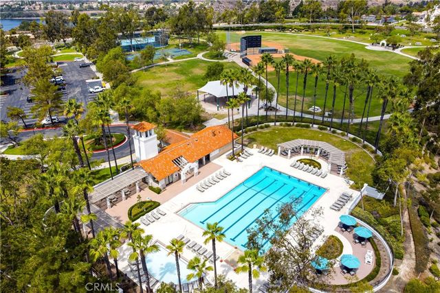 11 La Sinfonia, Rancho Santa Margarita, CA 92688