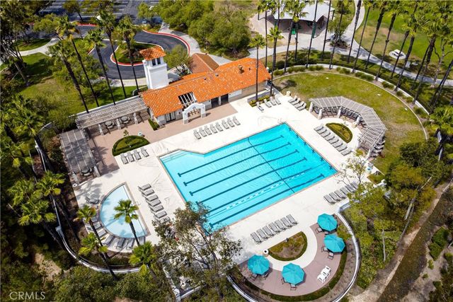 11 La Sinfonia, Rancho Santa Margarita, CA 92688