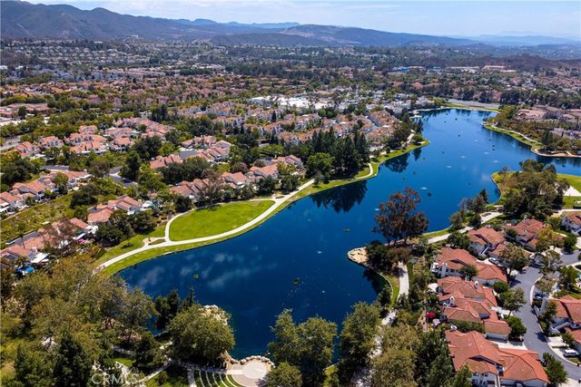 11 La Sinfonia, Rancho Santa Margarita, CA 92688