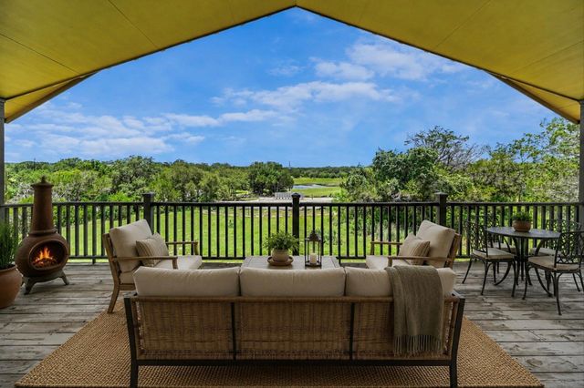 112 Ridge Harbor DR, Spicewood, TX 78669