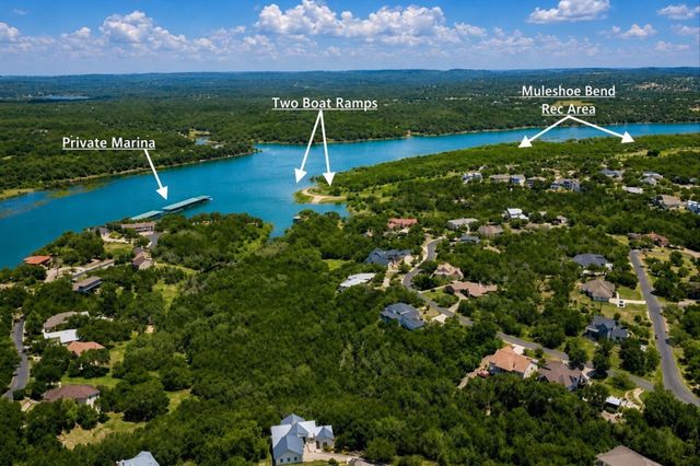 112 Ridge Harbor DR, Spicewood, TX 78669