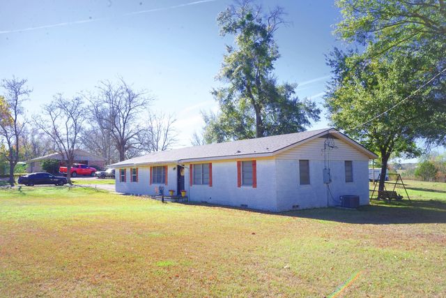 6488 State Highway 135 N, Kilgore, TX 75662