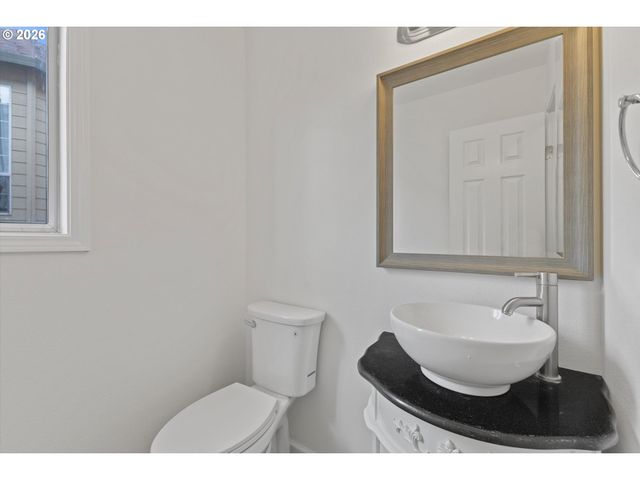 11867 Se MOUNTAIN SUN Dr, Clackamas, OR 97015
