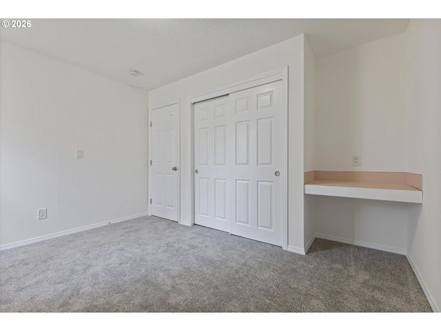 11867 Se MOUNTAIN SUN Dr, Clackamas, OR 97015
