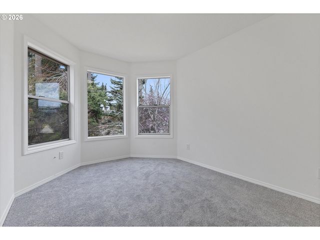 11867 Se MOUNTAIN SUN Dr, Clackamas, OR 97015