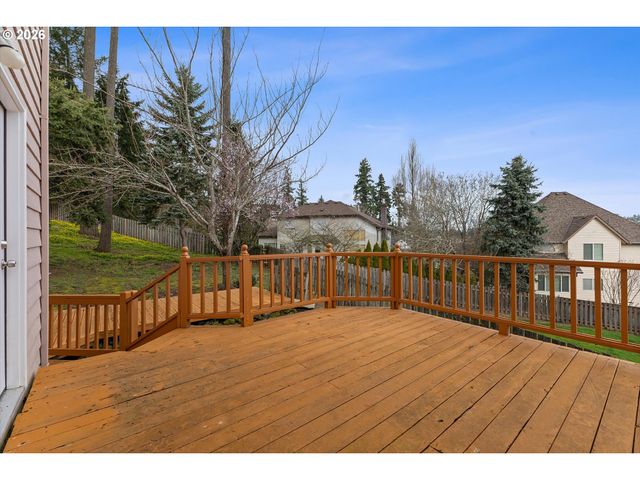 11867 Se MOUNTAIN SUN Dr, Clackamas, OR 97015