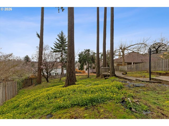 11867 Se MOUNTAIN SUN Dr, Clackamas, OR 97015