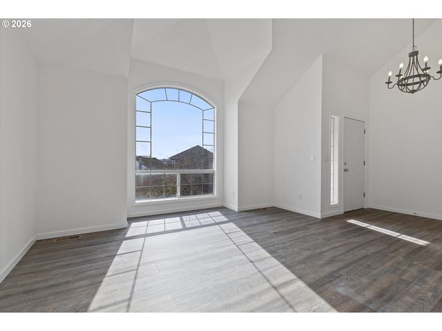 11867 Se MOUNTAIN SUN Dr, Clackamas, OR 97015