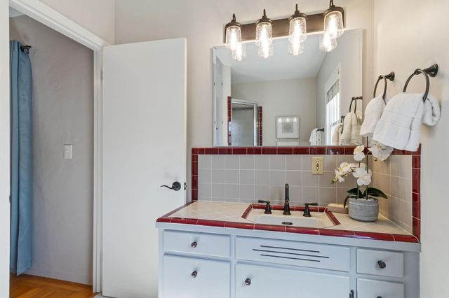 2129 Belmont Avenue, San Carlos, CA 94070